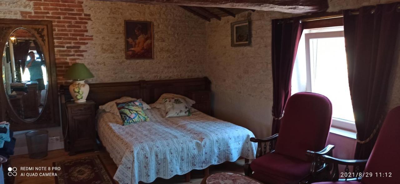 Le Langon Chez Marek Et Urszula Bed & Breakfast エクステリア 写真